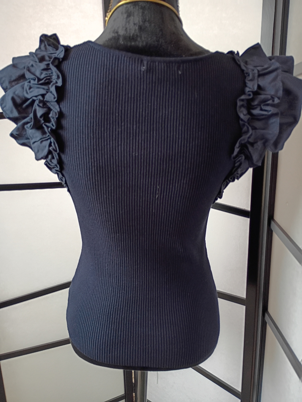Navy Ribbed Ruffle Sleeve Tank - Picture 2 of 5